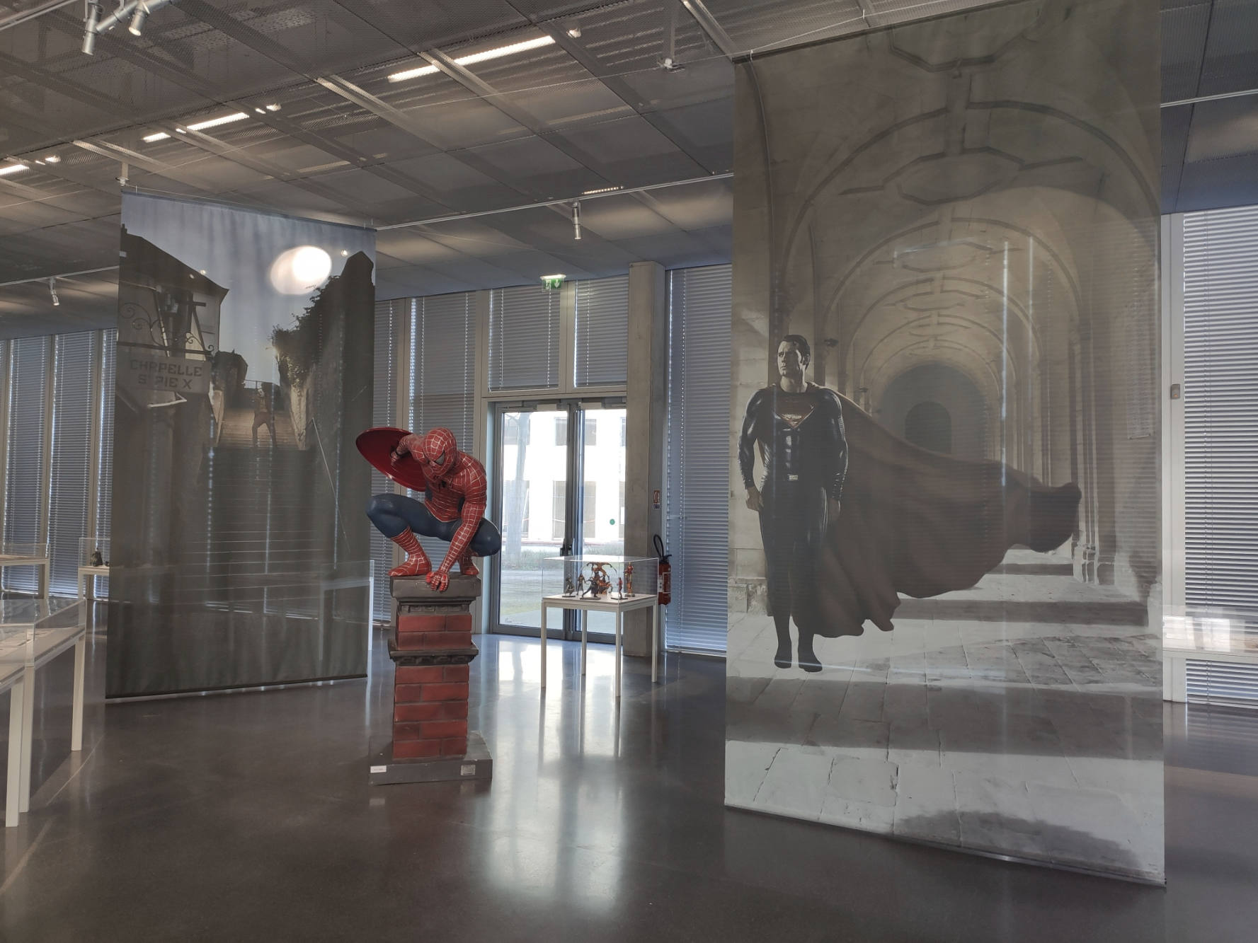 Photos de l'exposition — Les Super-Héros débarquent à Caen